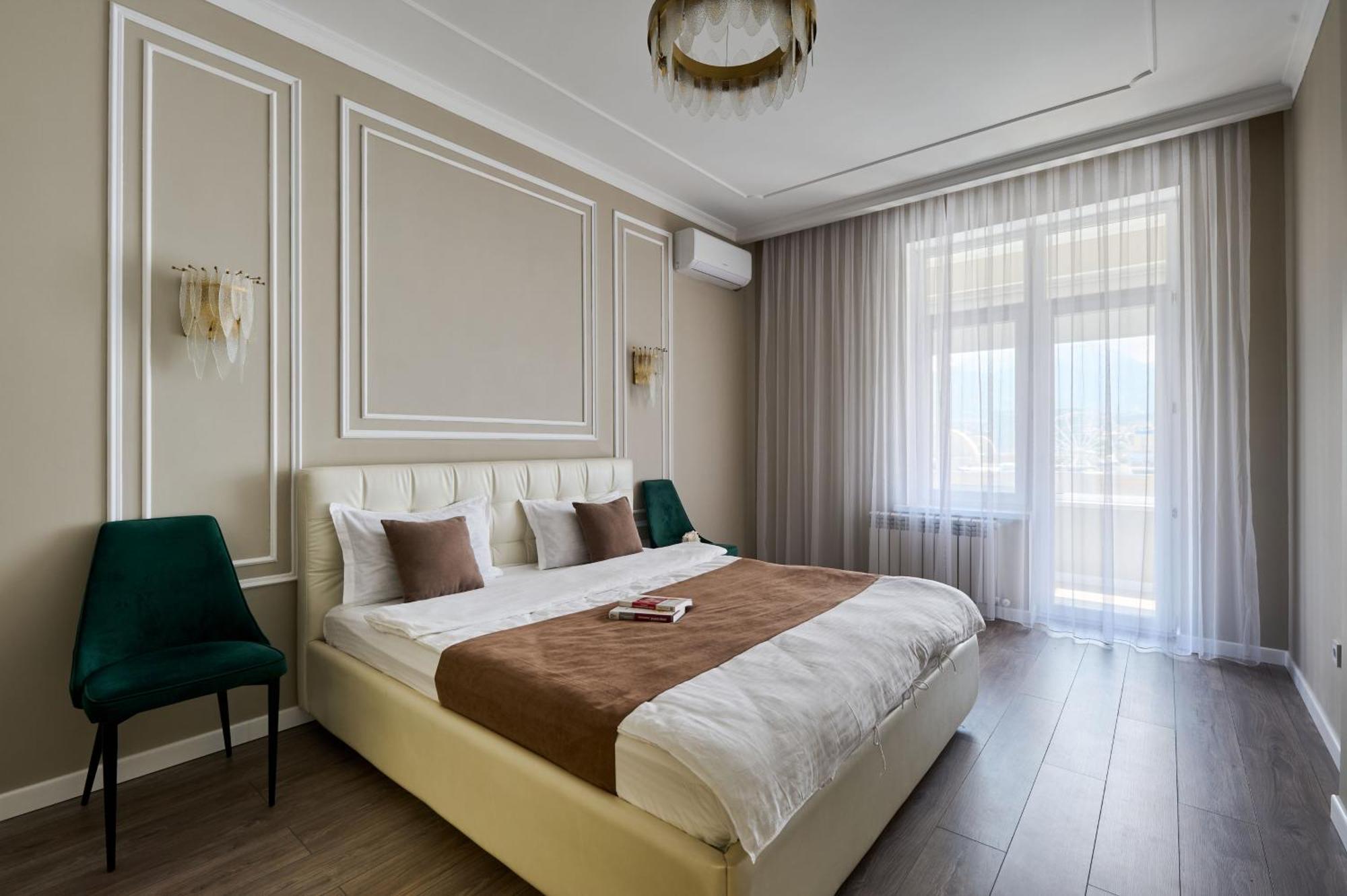 Five Business-Class Rooms In R-House Near Mega Center Almaty Exterior foto